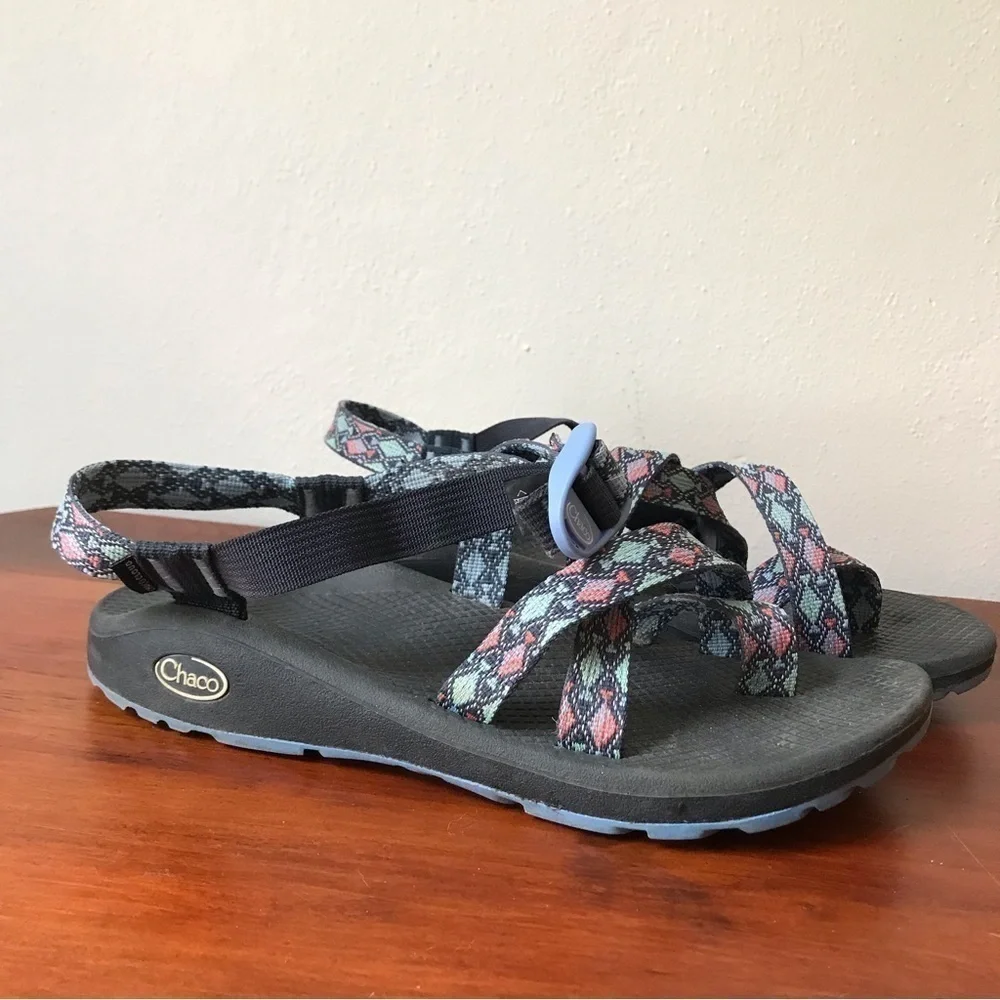 Chaco classic women’s wide strap z2 sandals sz 10